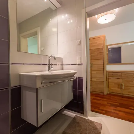 Alpin 9 By Via Montes Inclusive Summer Card Apartament