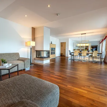 Alpin 9 By Via Montes Inclusive Summer Card