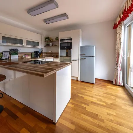 Alpin 9 By Via Montes Inclusive Summer Card